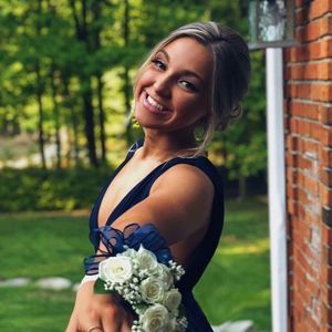 Meet your Posher, Maddie